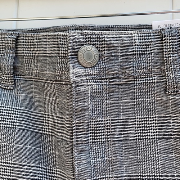 America Eagle Plaid High Rise Mini Skirt - Picture 2 of 5